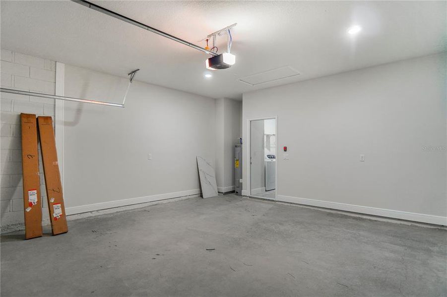 Spacious, unfurnished interior of a new home in , Citrus Springs (Image 31). Spacious, unfurnished interior of a new home in , Citrus Springs (Image 31).