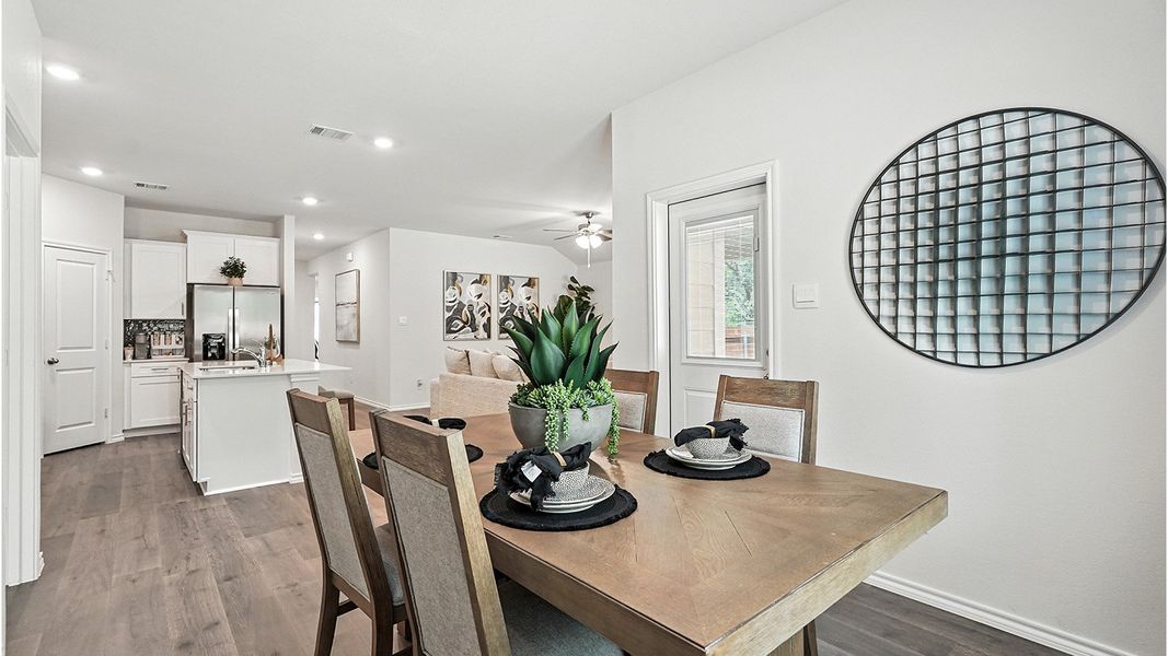 Representative furnished interior of a home built from the Huntsville by D.R. Horton in The Reserve at Timber Creek, Lindale (Image 29).