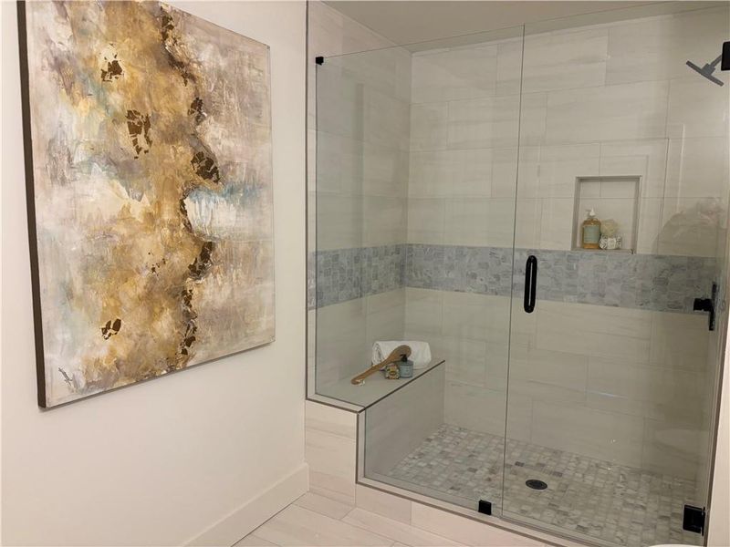 Furnished interior view inside a new home in , Roswell (Image 11).