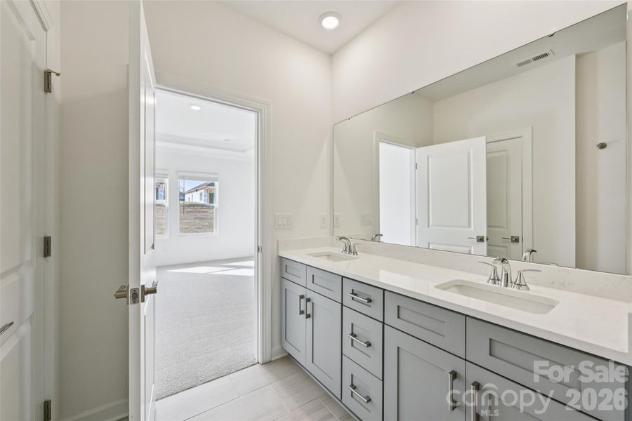 Photo is not of the actual home but is an inspirational photo of builder’s model home and may depict options, furnishings, and/or decorator features that are not included.