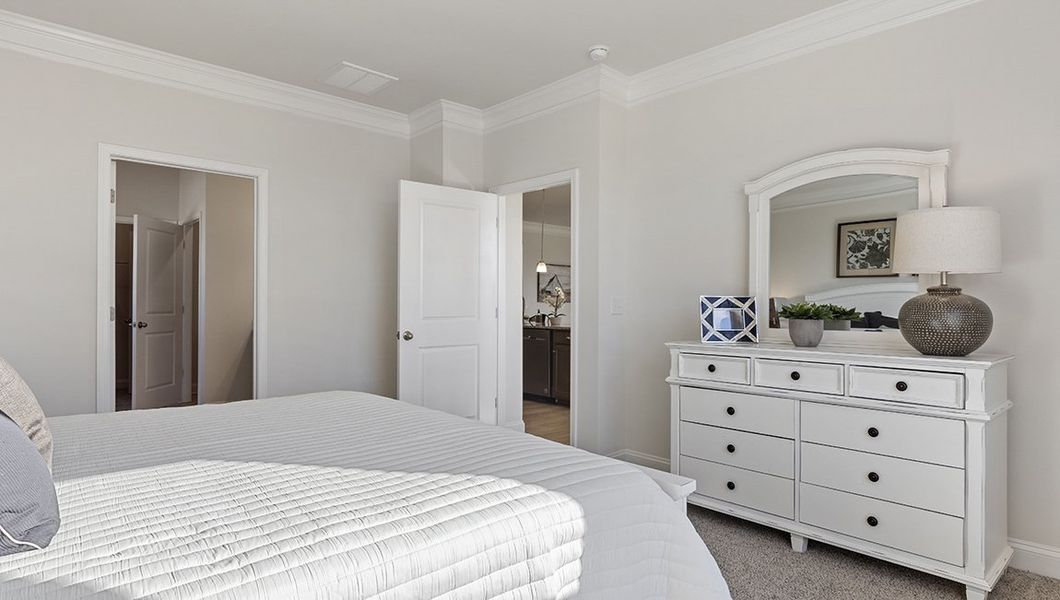 Representative furnished interior of a home built from the ROBINSON by D.R. Horton in Cottonwood Ridge, Piedmont (Image 26).