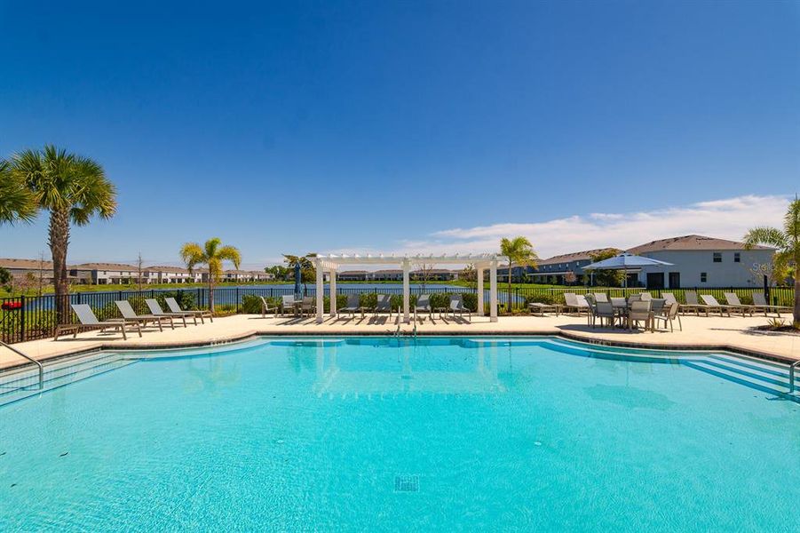 Community amenities in , Apollo Beach (Image 35).