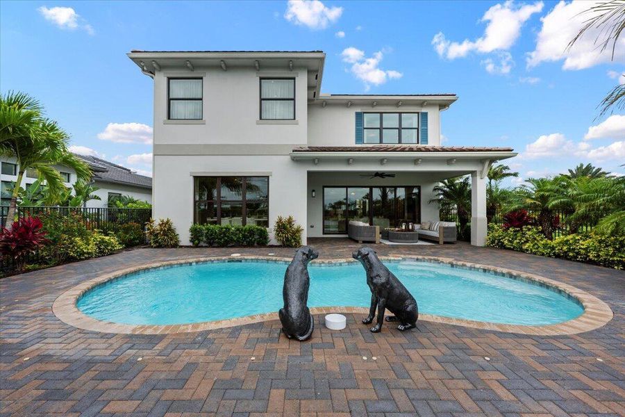 Exterior details and patio area of a home in Apex at Avenir, Palm Beach Gardens (Image 2).