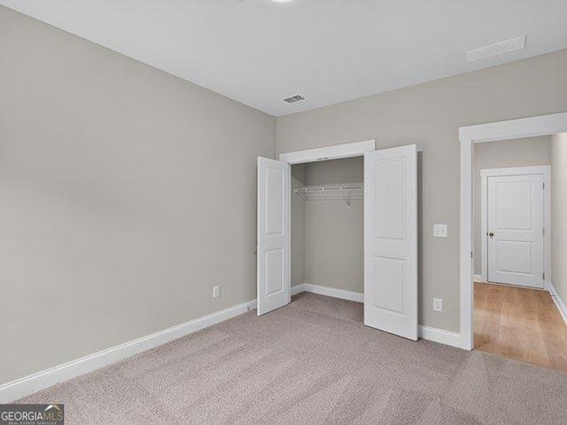 Spacious, unfurnished interior of a new home in , Dallas (Image 28). Spacious, unfurnished interior of a new home in , Dallas (Image 28).