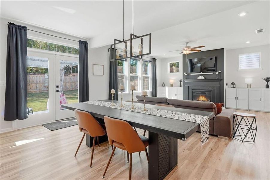 Furnished interior view inside a new home in Riverwood, Dallas (Image 41).