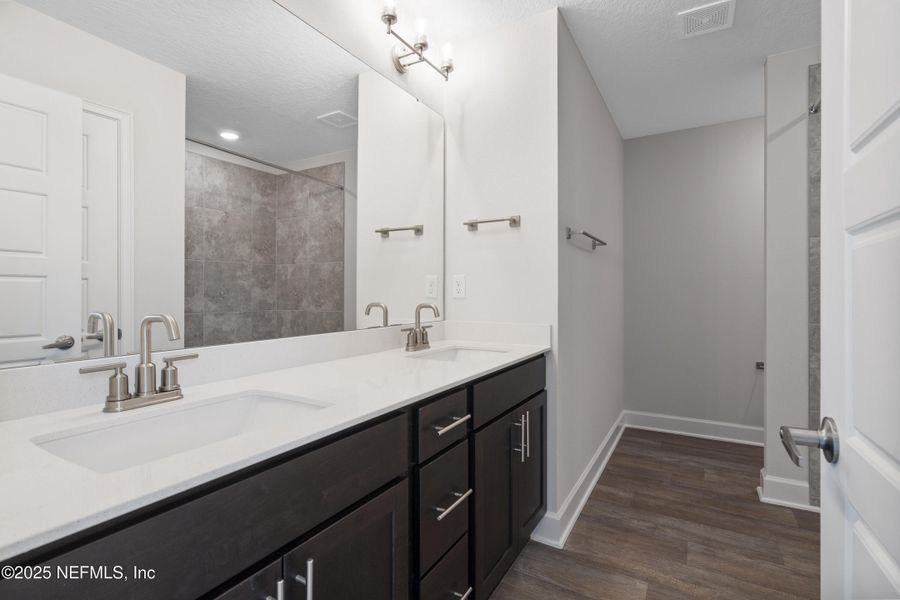 Furnished interior view inside a new home in Shadow Crest at Rolling Hills, Green Cove Springs (Image 8). Furnished interior view inside a new home in Shadow Crest at Rolling Hills, Green Cove Springs (Image 8).