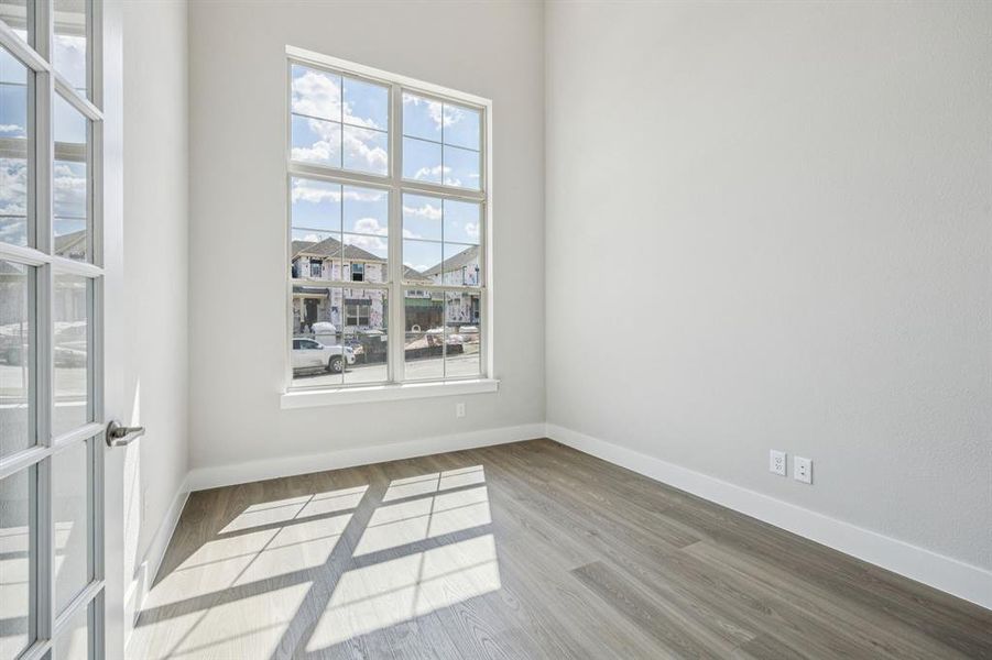 Spacious, unfurnished interior of a new home in Painted Tree Lakeside, McKinney (Image 22). Spacious, unfurnished interior of a new home in Painted Tree Lakeside, McKinney (Image 22).
