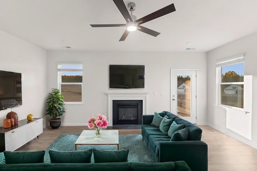 Representative furnished interior of a home built from the Nile by Veranda Homes in Heritage Bay, Sumter (Image 6).