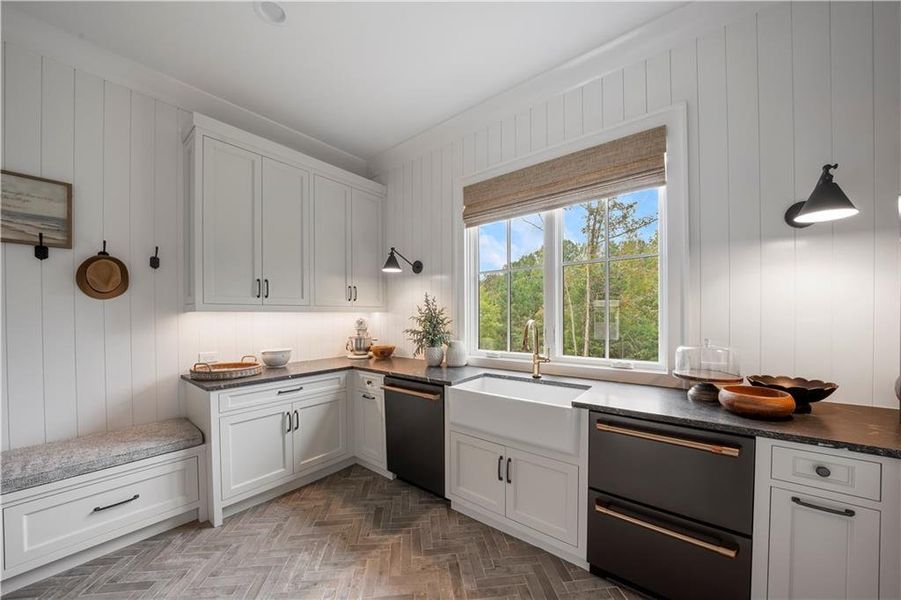Furnished interior view inside a new home in , Alpharetta (Image 12).