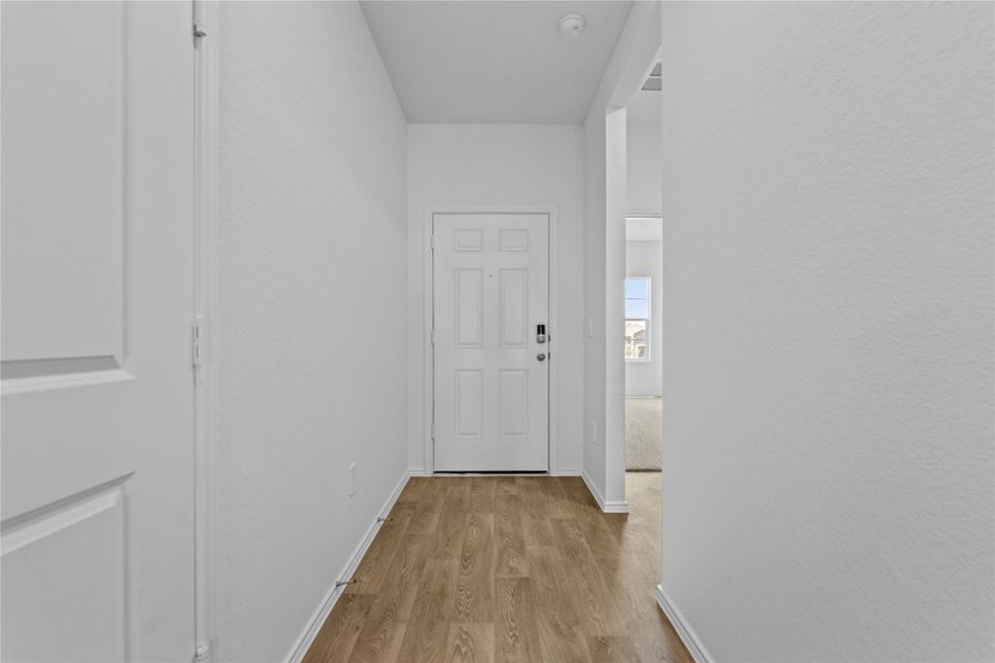 Spacious, unfurnished interior of a new home in , Kyle (Image 26).