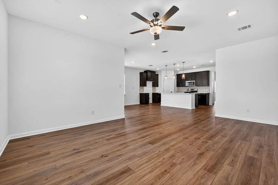 90 Flowers Avenue - Ready Now!