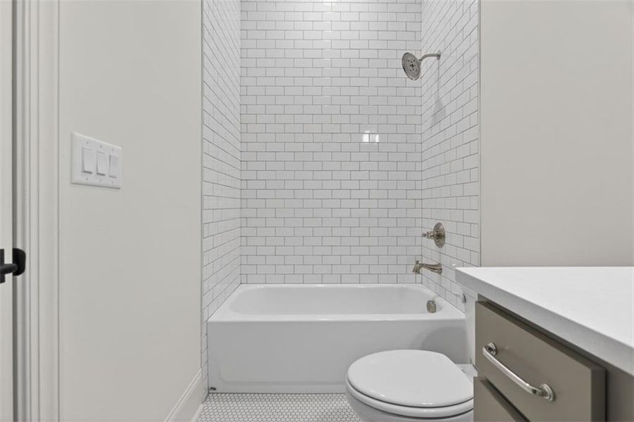 Furnished interior view inside a new home in , Suwanee (Image 16).