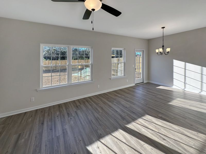 Spacious, unfurnished interior of a new home in Grand Reserve, Hinesville (Image 14).