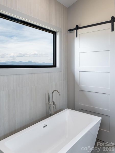 Primary Bathroom - Soaker Tub with great Mountain Views
