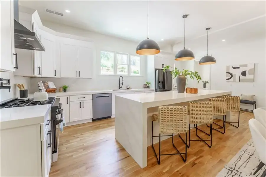 Furnished interior view inside a new home in , Sandy Springs (Image 7).