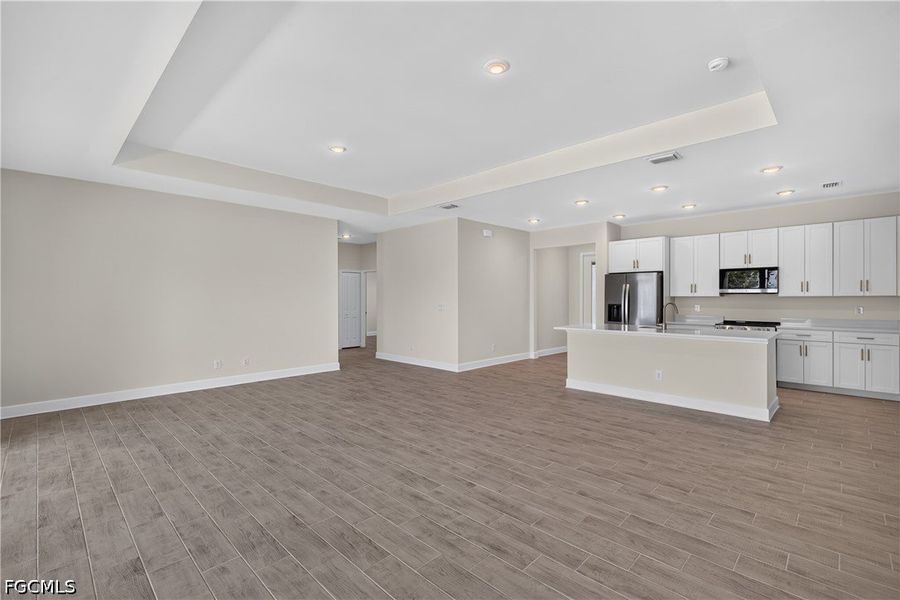 Spacious, unfurnished interior of a new home in Cape Coral, Cape Coral (Image 14). Spacious, unfurnished interior of a new home in Cape Coral, Cape Coral (Image 14).