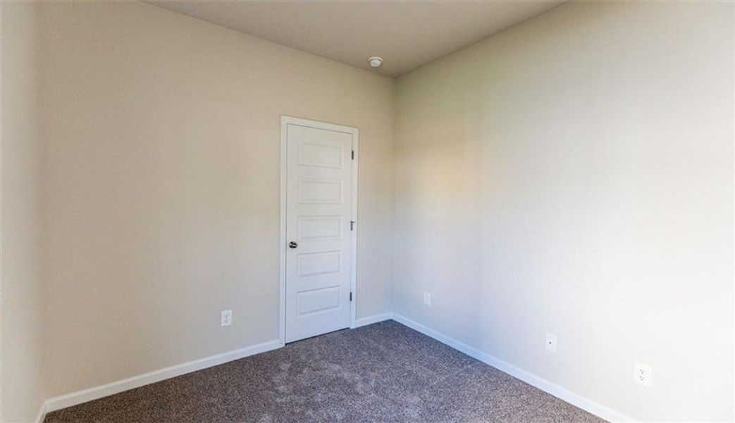 Spacious, unfurnished interior of a new home in Summerfield Place, Carrollton (Image 19).