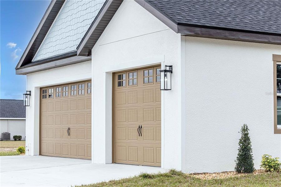 Front exterior of a new home in , Oxford, FL, highlighting curb appeal (Image 22).