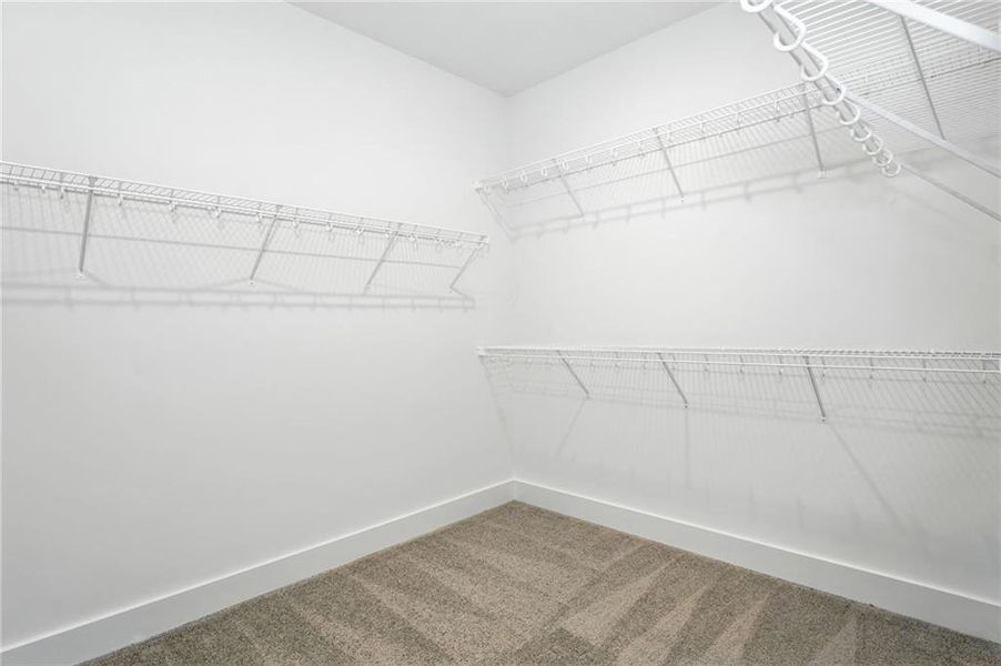 Spacious, unfurnished interior of a new home in , Marietta (Image 16).