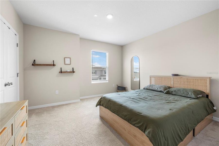 Furnished interior view inside a new home in , Wesley Chapel (Image 9).