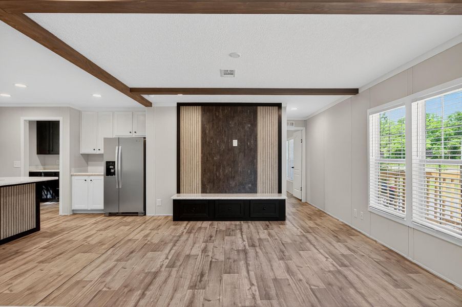 Spacious, unfurnished interior of a new home in , Walterboro (Image 22).