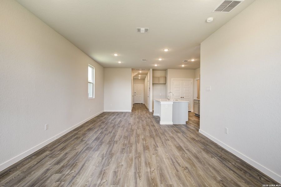 Spacious, unfurnished interior of a new home in Millican Grove, San Antonio (Image 15). Spacious, unfurnished interior of a new home in Millican Grove, San Antonio (Image 15).