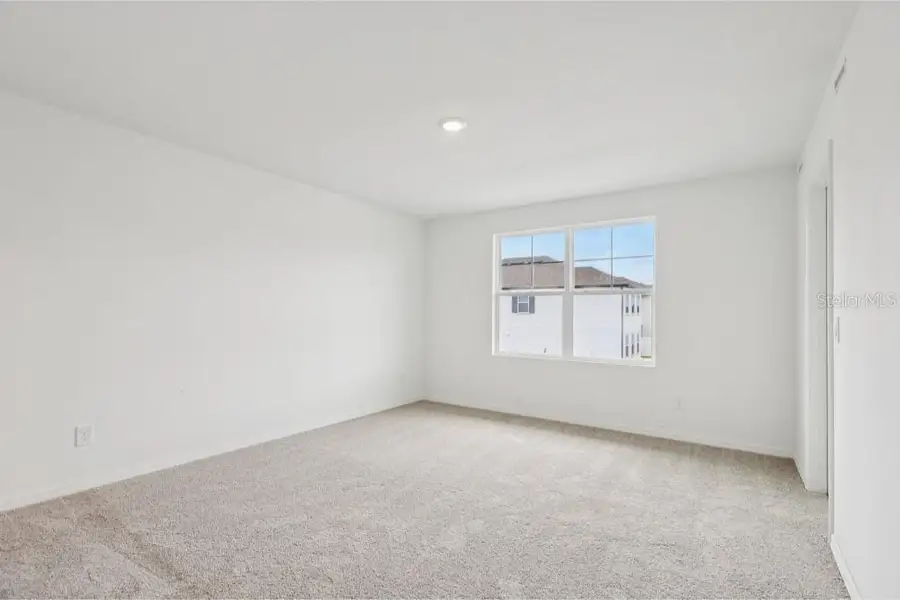 Spacious, unfurnished interior of a new home in Northlake at Ovation, Winter Garden (Image 20). Spacious, unfurnished interior of a new home in Northlake at Ovation, Winter Garden (Image 20).