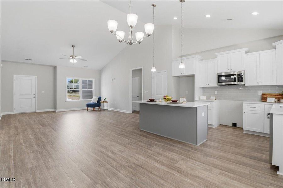 20-113 Sagewood Dr-20