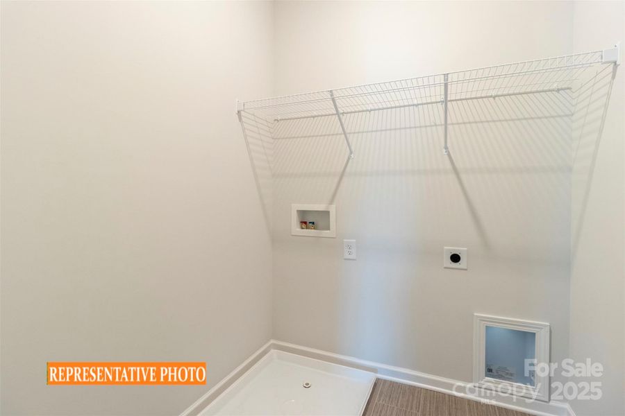 Spacious, unfurnished interior of a new home in Cedar Meadows, Monroe (Image 25).