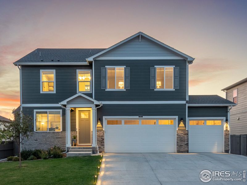 Enjoy beautiful Berthoud sunrises and sunsets with this East/West facing home!