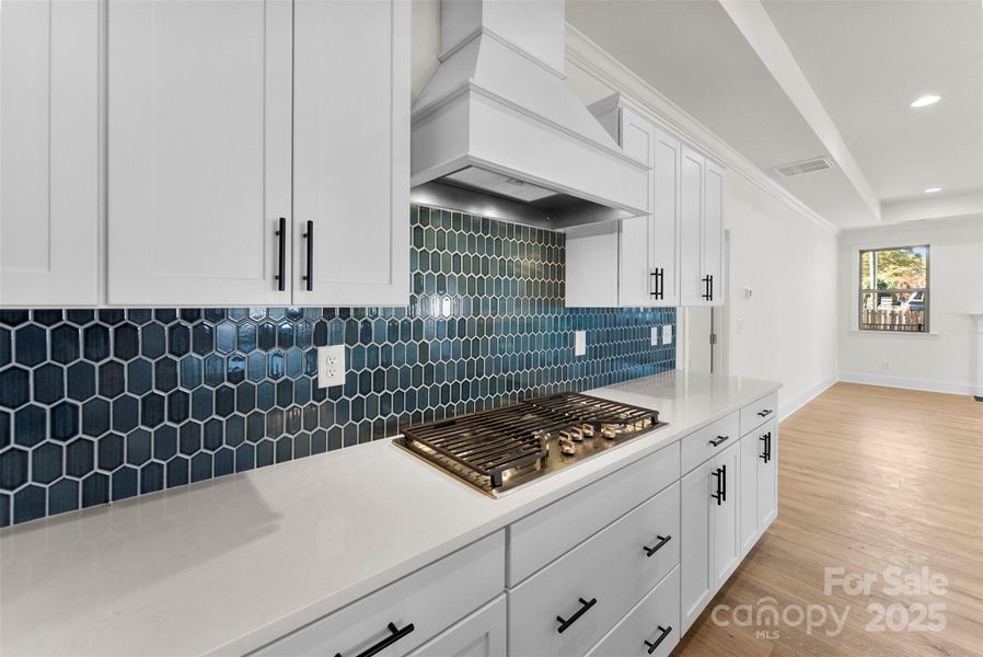 Image 26 of a home in The Courtyards on New Hope.