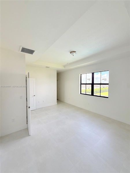 Spacious, unfurnished interior of a new home in , Homestead (Image 36). Spacious, unfurnished interior of a new home in , Homestead (Image 36).
