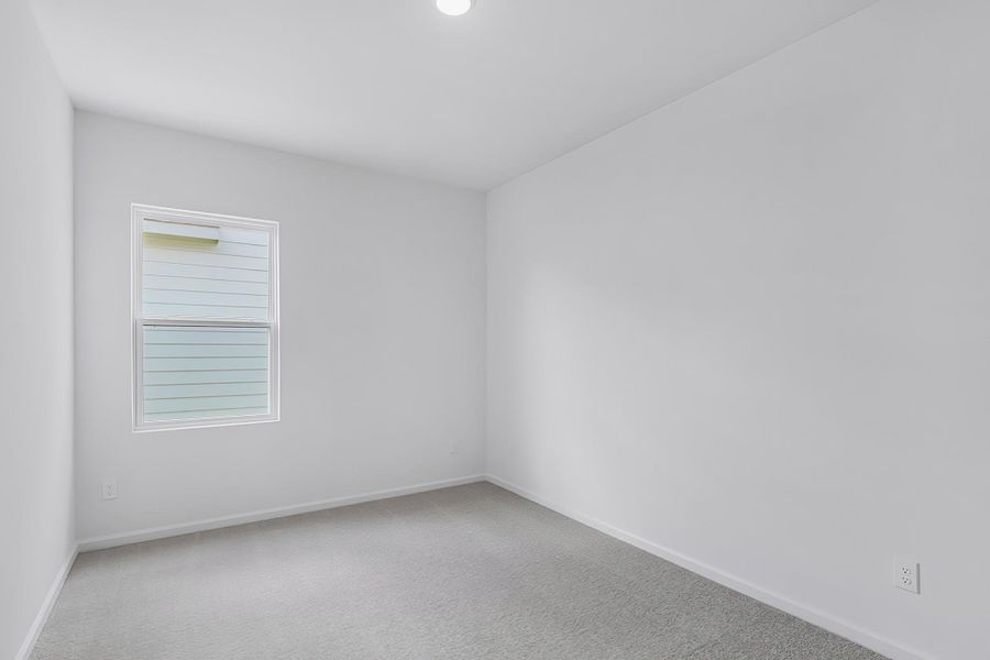 Spacious, unfurnished interior of a new home in Royal Pines, Porter (Image 18).