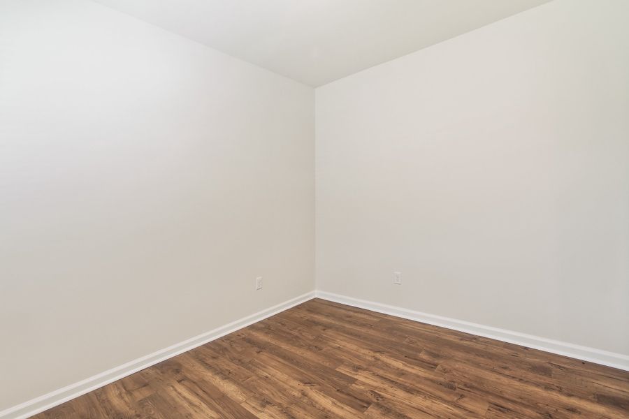 Spacious, unfurnished interior of a new home in The Grove, Florence (Image 43).