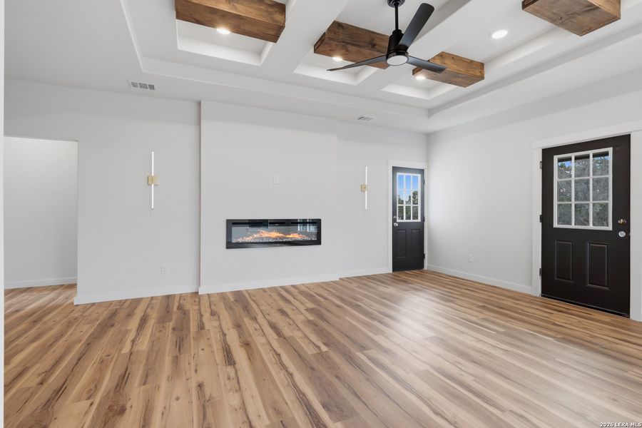 Spacious, unfurnished interior of a new home in , Spring Branch (Image 17).