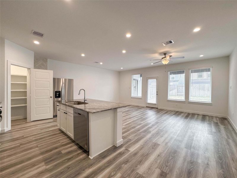 Image 38 of a home in .