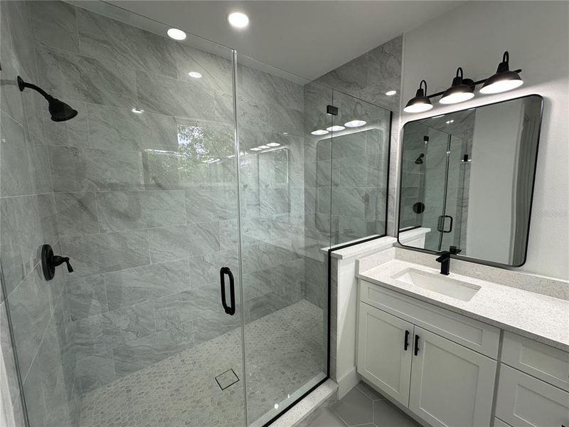 Furnished interior view inside a new home in , Orlando (Image 11).