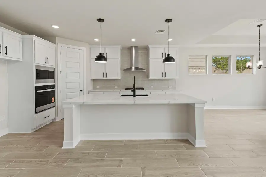 Representative image. Features, specifications, selections and colors may vary. Representative image. Features, specifications, selections and colors may vary.