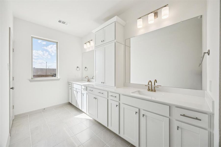 Plenty of space for two in this wonderful owner's bath.