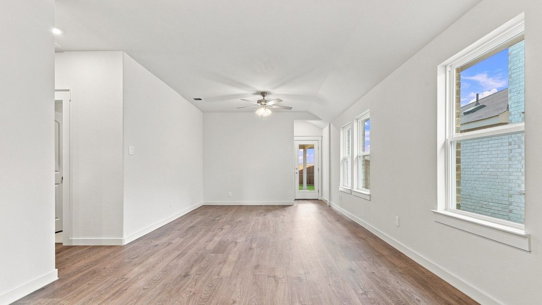 Furnished interior view inside a new home in Walden Pond, Forney (Image 18).