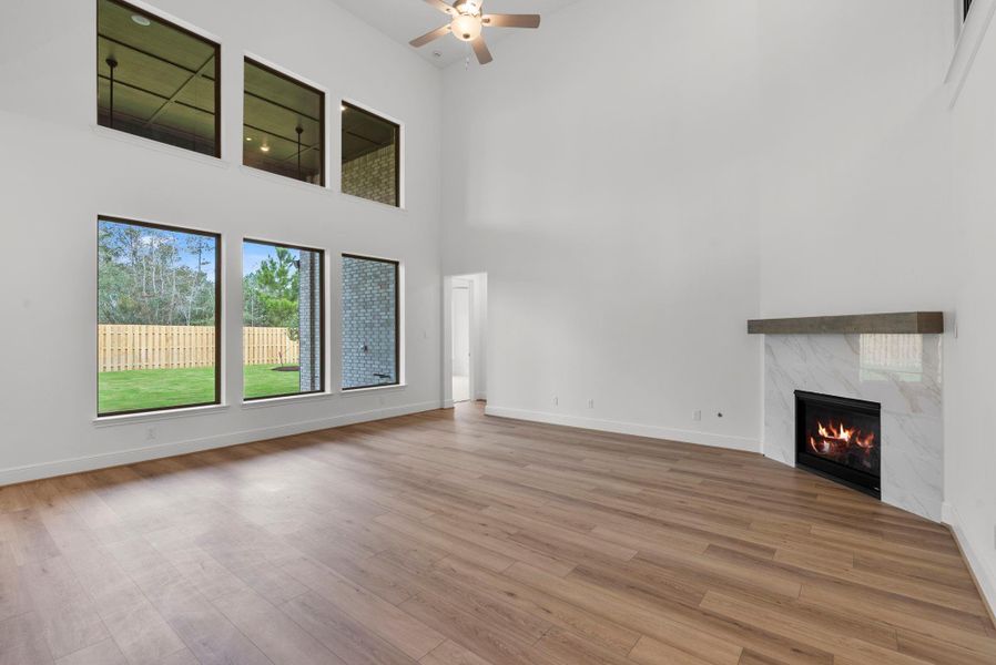 Spacious, unfurnished interior of a new home in Colton, Montgomery (Image 19).