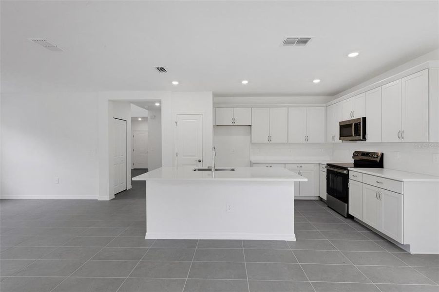 Furnished interior view inside a new home in Southpointe, Palmetto (Image 14).