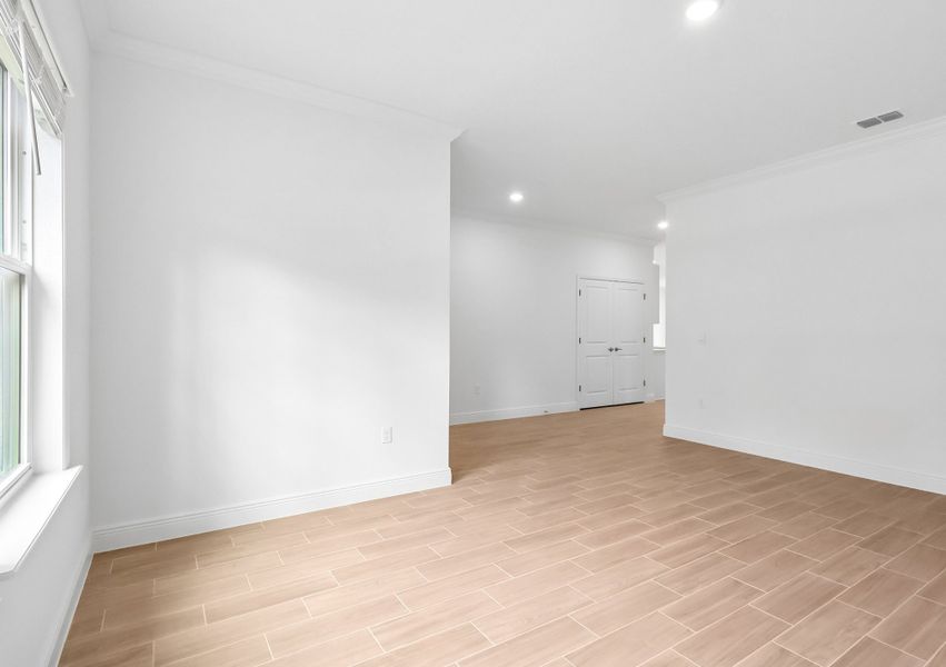 Spacious, unfurnished interior of a new home in Coastal Communities, New Smyrna Beach (Image 18). Spacious, unfurnished interior of a new home in Coastal Communities, New Smyrna Beach (Image 18).