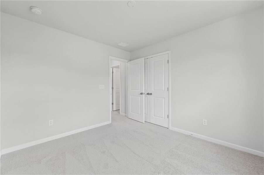 Spacious, unfurnished interior of a new home in Hawthorne Ridge, McDonough (Image 21).