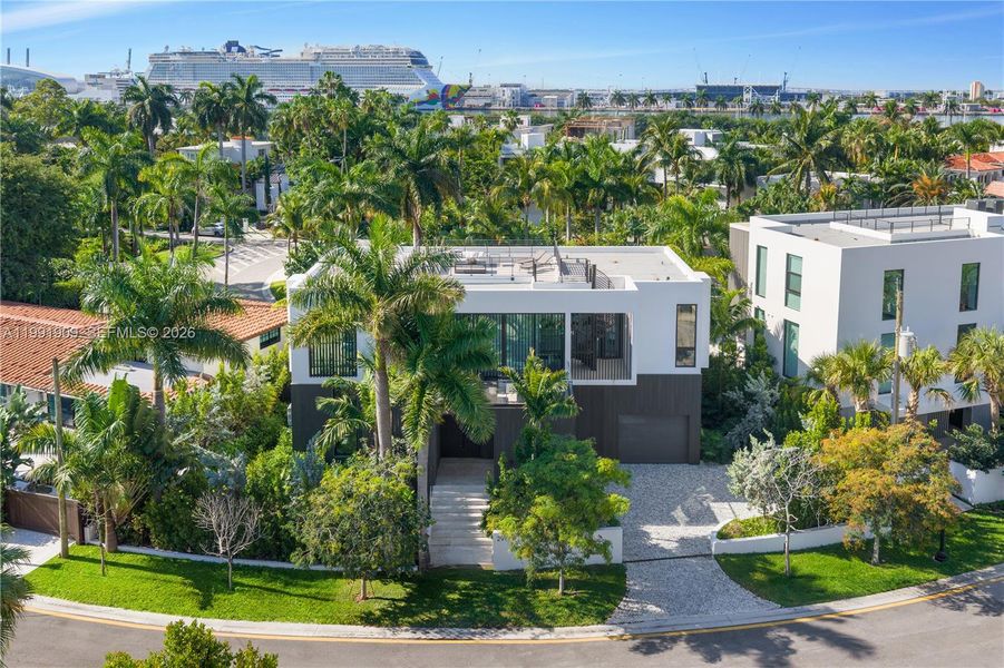 Image 50 of a home in .