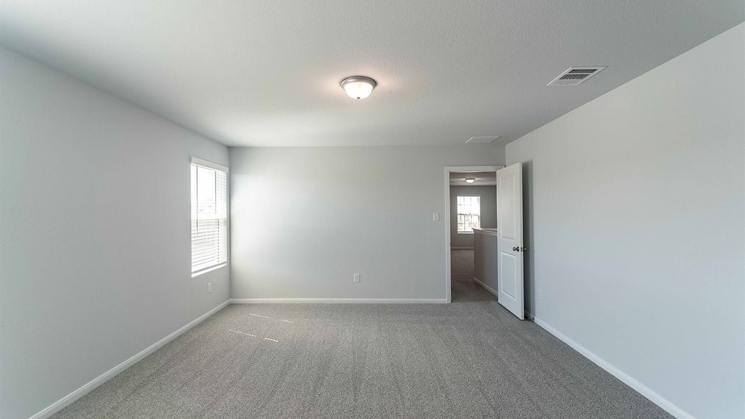Spacious, unfurnished interior of a new home in Briarwood, Elgin (Image 46).