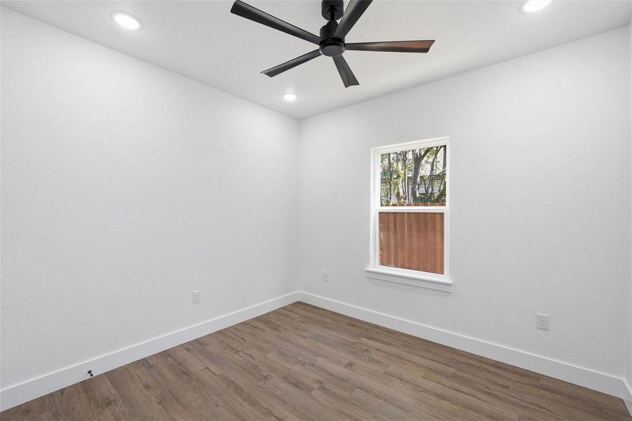 Spacious, unfurnished interior of a new home in , Bellmead (Image 15).