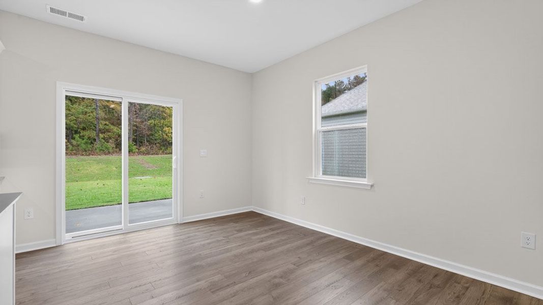 Spacious, unfurnished interior of a new home in Galvins Ridge, Sanford (Image 14).