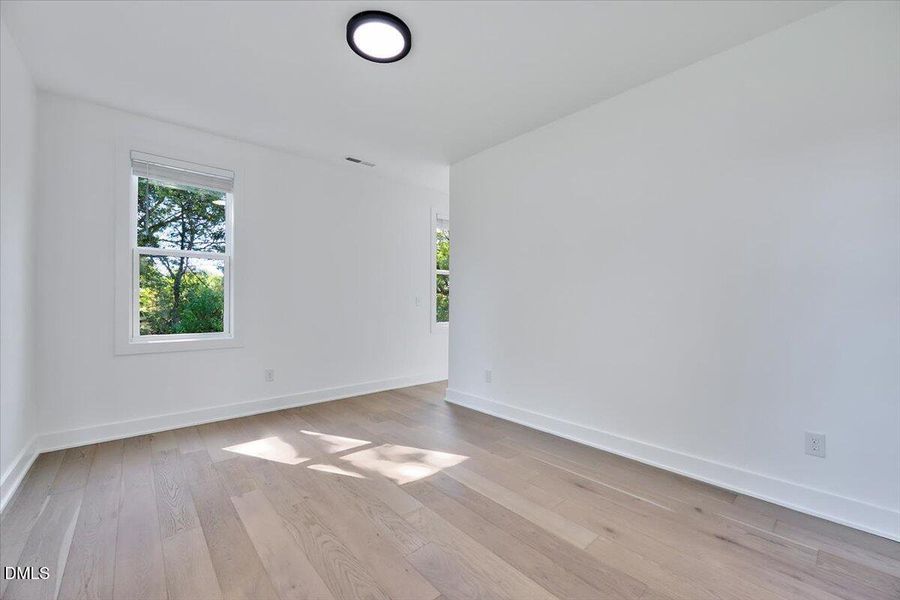 20-732 Hopkins St-20