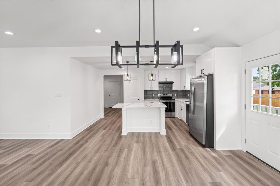 Furnished interior view inside a new home in , Brenham (Image 5).
